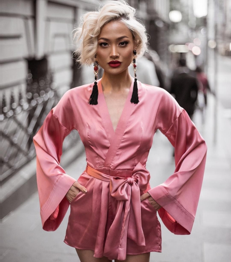 Современные фасоны женские новинки. 