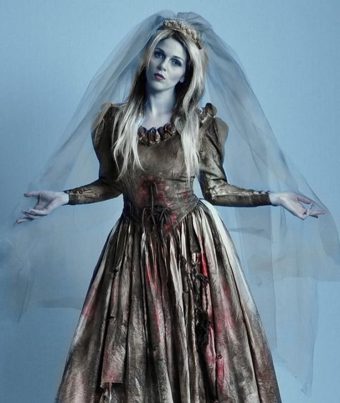 Готовимся к хеллоуину. Как можно просто и быстро создать костюм невесты Франкенштейна.