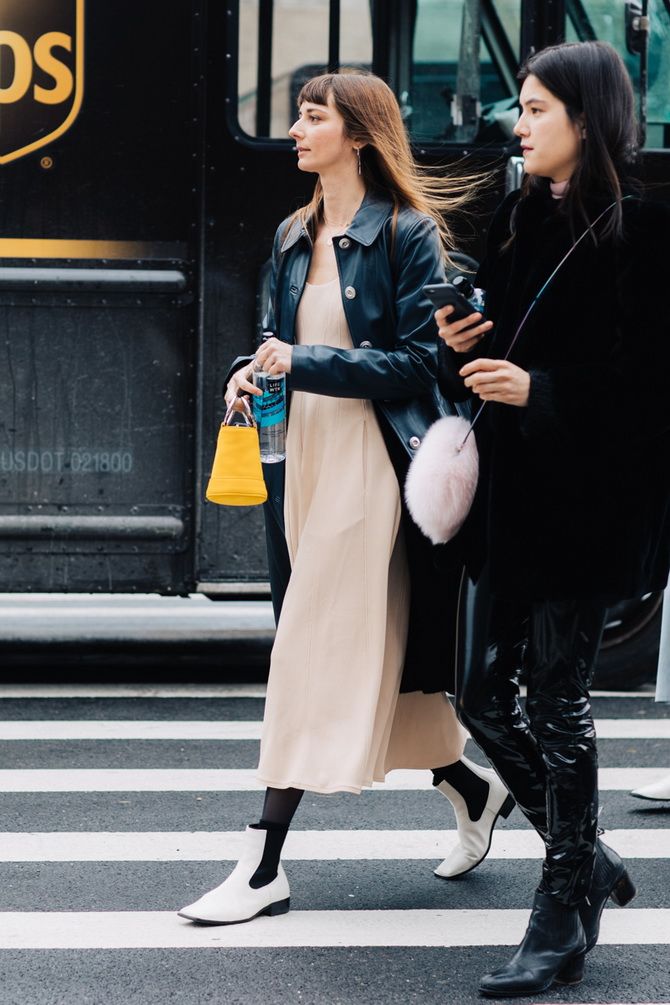 С чем носить высокие сапоги осенью три стильных образа от Роузи Хантингтон-Уайтли | theGirl