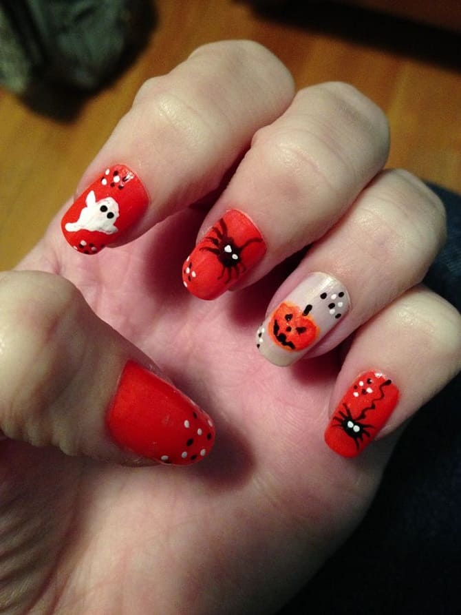 Маникюр с привидениями летучих мышей на Хэллоуин