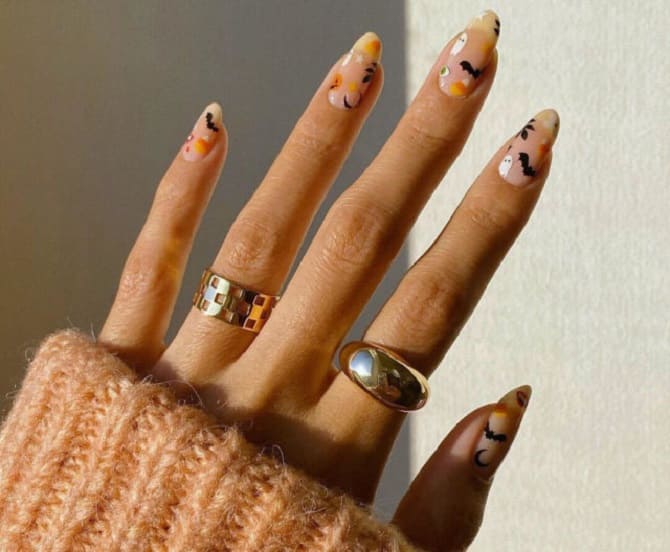 Маникюр с привидениями летучих мышей на Хэллоуин