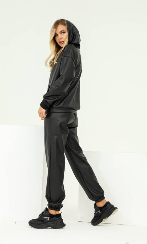 Спортивний Костюм Еко Шкіра D2196 Чорний