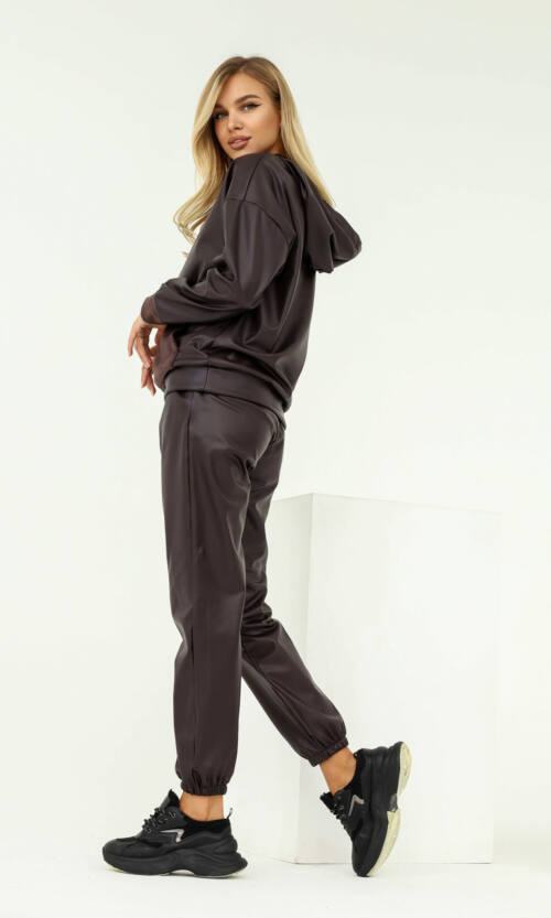 Спортивний костюм Еко Шкіра D2196 Коричневий