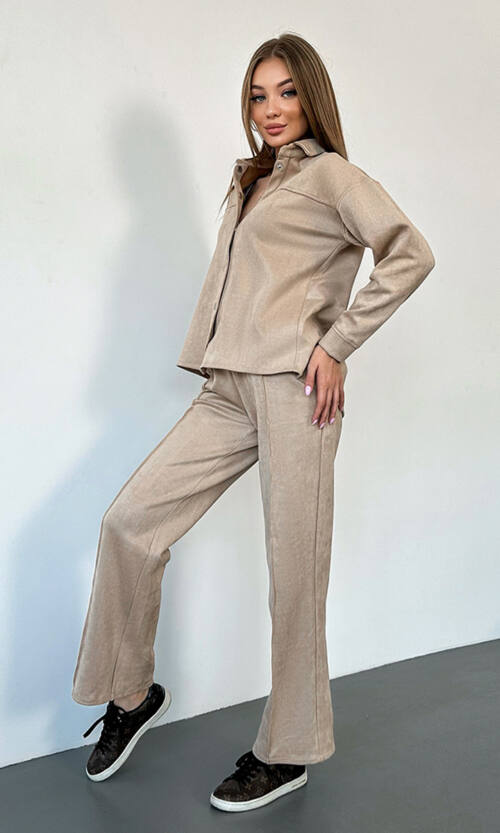 Брючний замшевий  костюм кнопки 23080 Бежевий