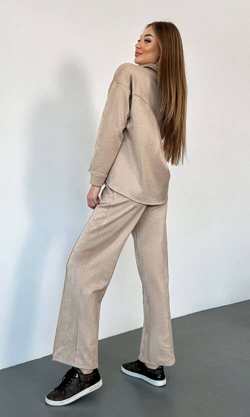 Брючний замшевий  костюм кнопки 23080 Бежевий
