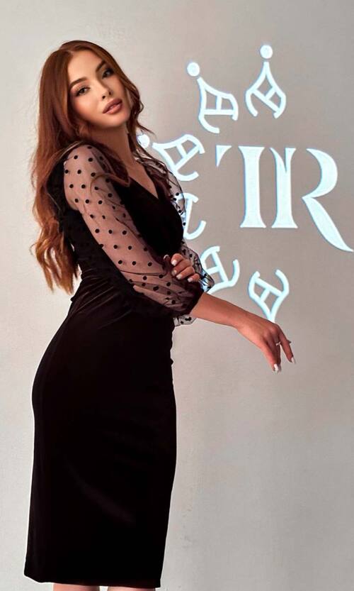 Коктейльное Бархатное Приталенное Платье 22096 Черное