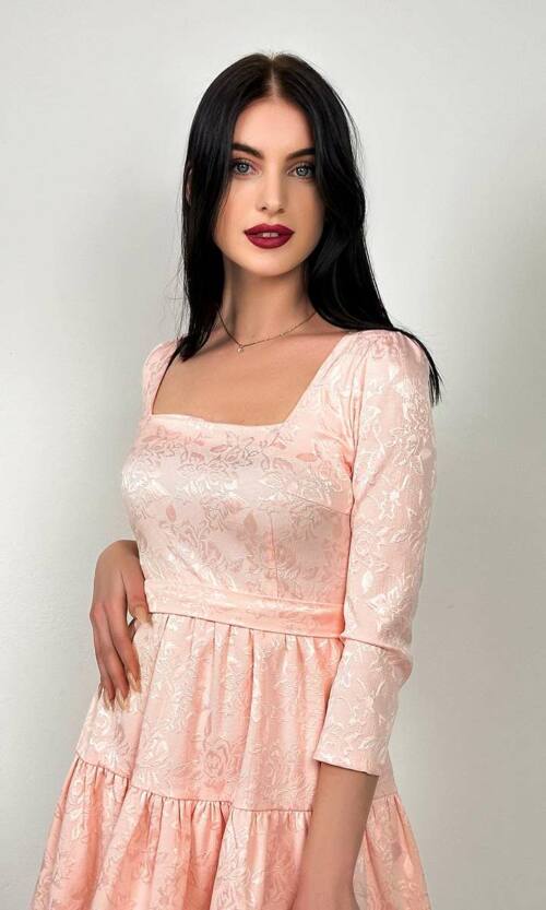 Сукня Жаккард 3D Весна 24018 Персикова