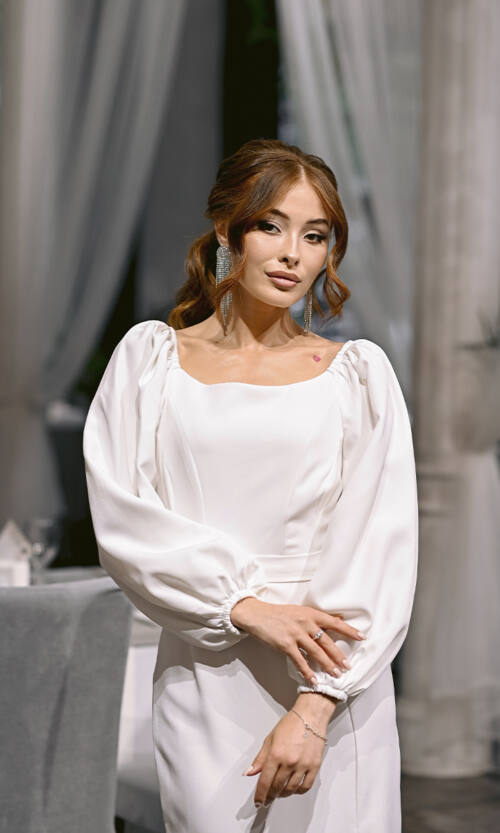 Коктейльное Платье Открытые Плечи 23001 Молочное