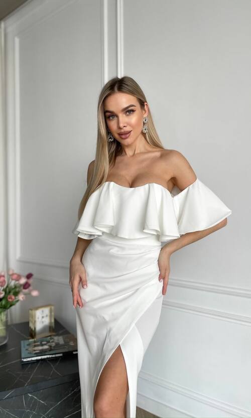 Вечірня Сукня Корсет Волан 24048 Молочна