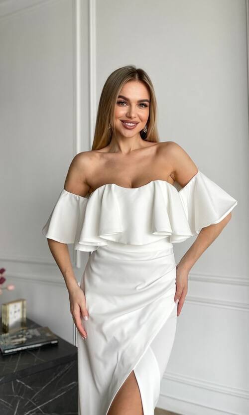 Вечірня Сукня Корсет Волан 24048 Молочна