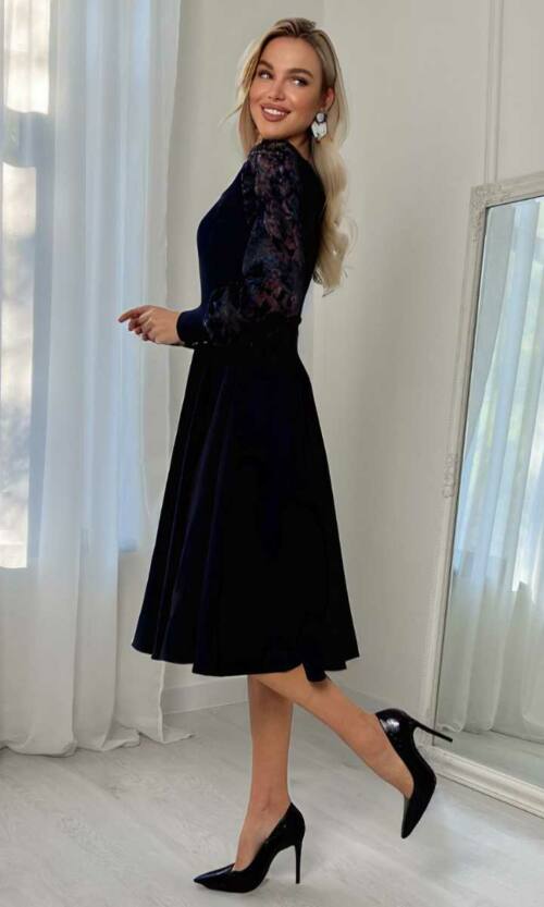 Коктейльна Сукня Гіпюр Рукава 22092 Чорна