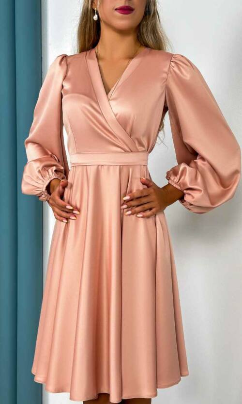 Коктейльна шовкова сукня запах 24008 Пудра