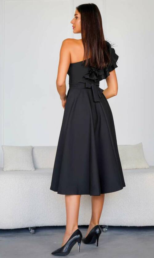 Коктейльна Сукня Волан Перо 24054 Чорна
