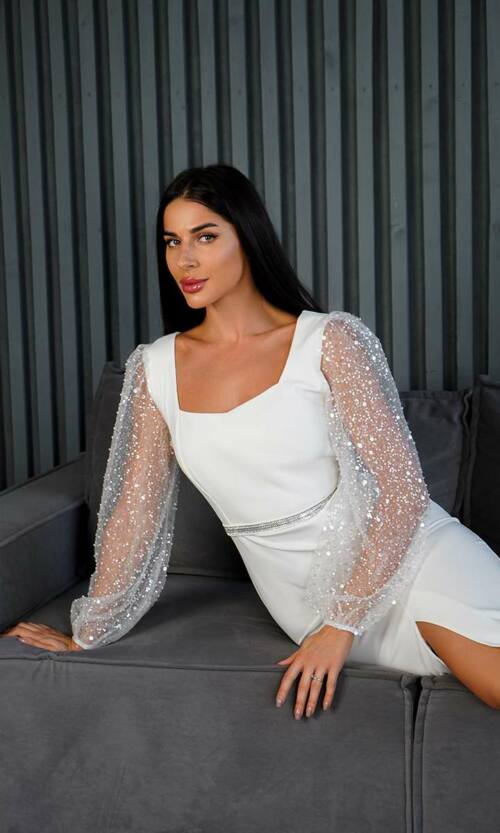 Коктейльна Сукня Бісерні Рукави 24084 Молочна