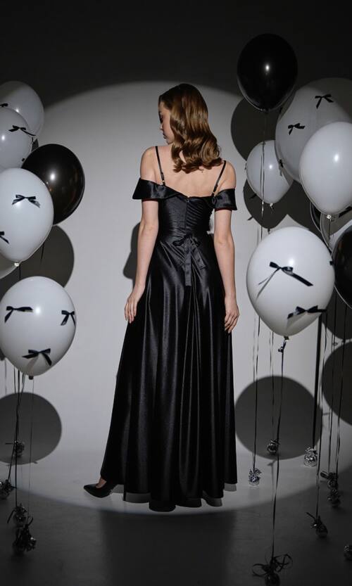 Вечірня сукня Відкриті Плечі Максі 25002 Чорна