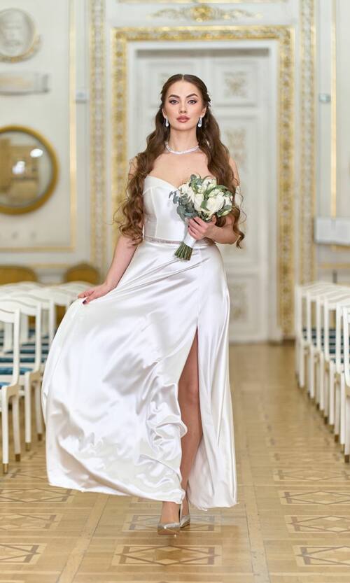 Вечернее платье Открытые Плечи Макси 25002 Молочное