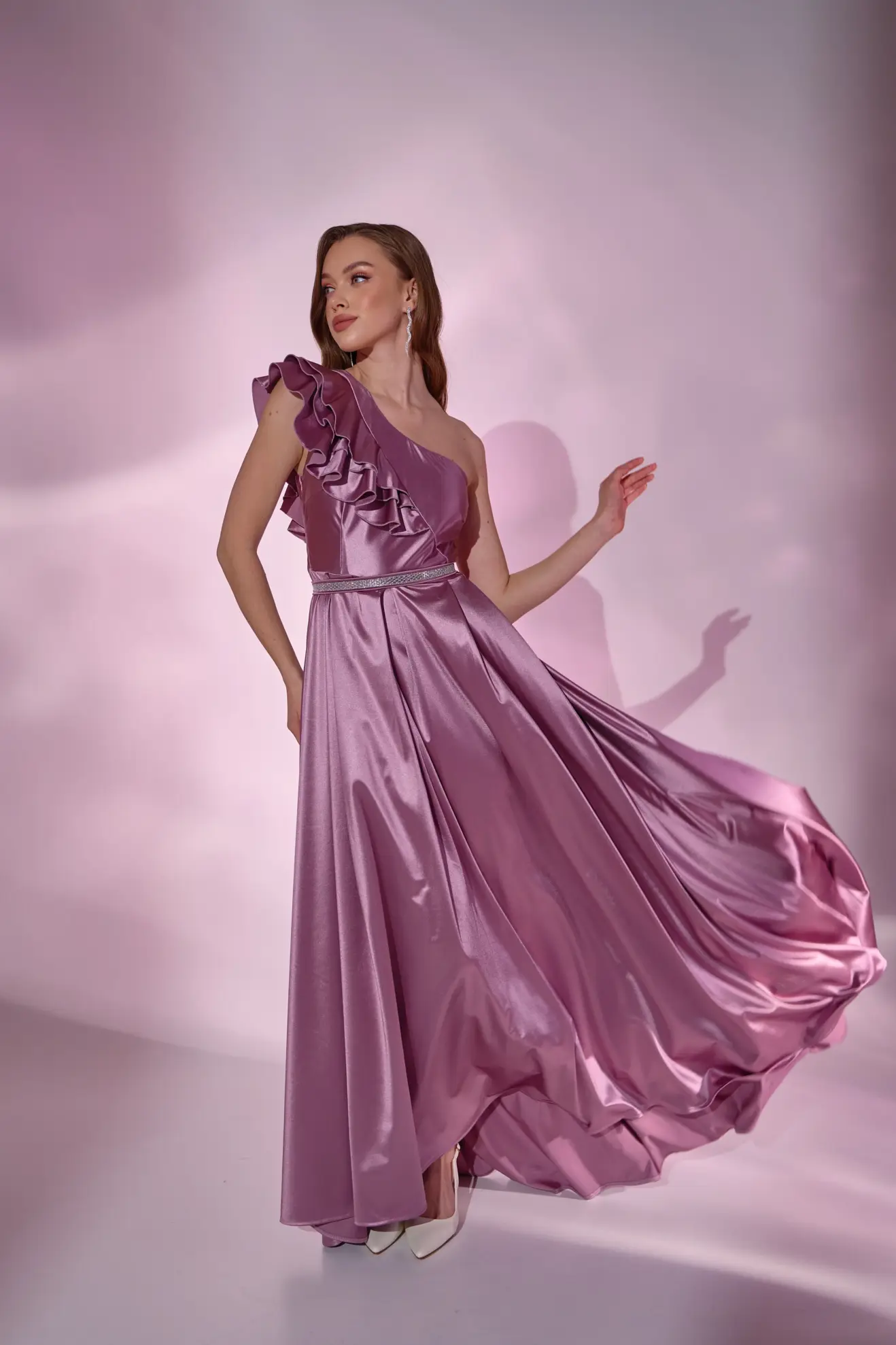 Поради щодо догляду за сукнею з атлас-біфлексу