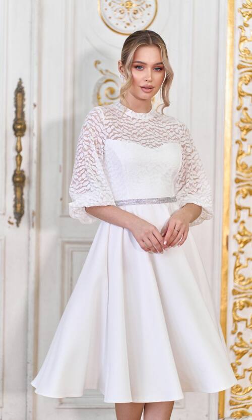 Коктейльное Платье с Кружевным Верхом и Расклешенной Юбкой 25008 Молочное