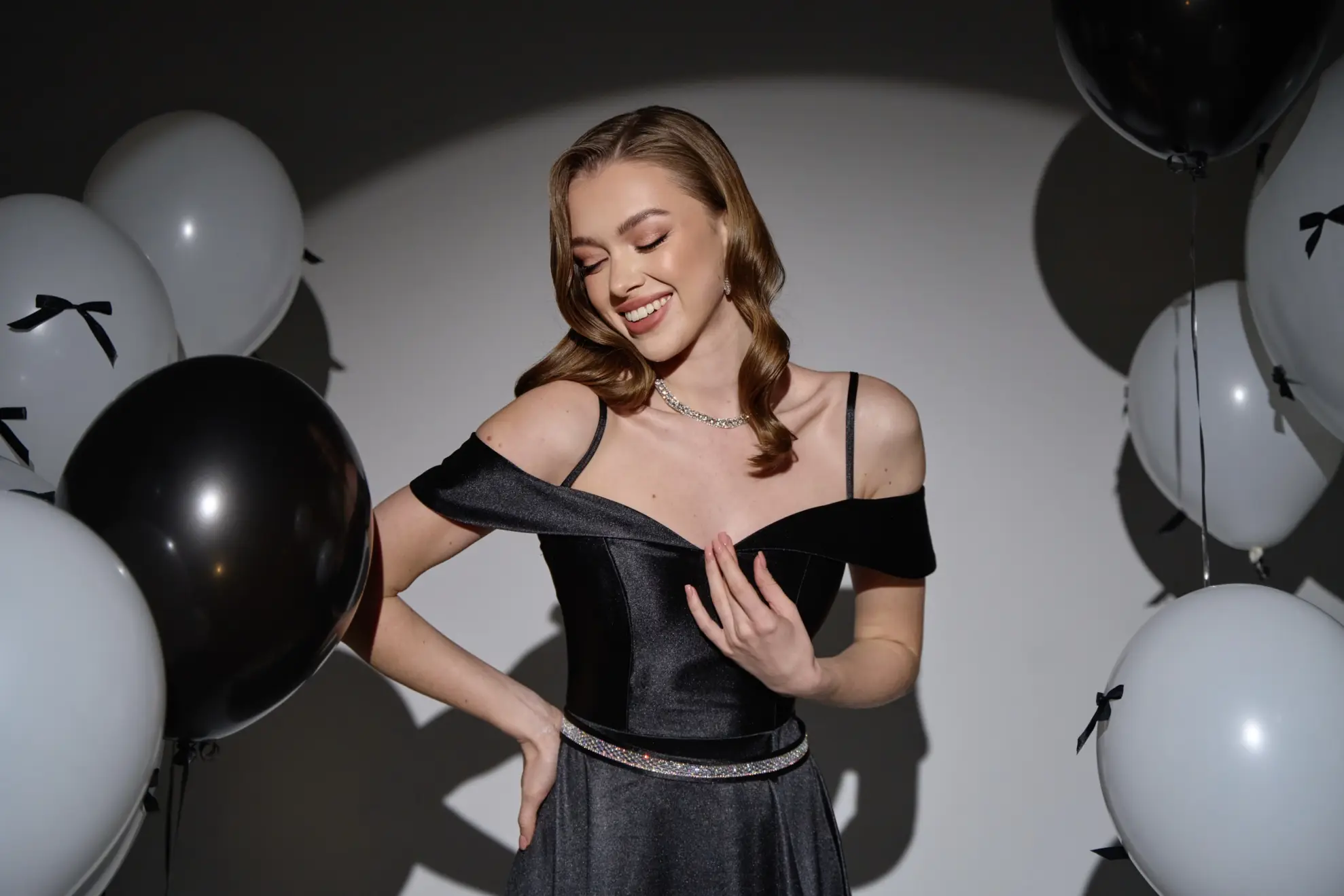 Образ на мільйон поєднувати сукню аксесуарами