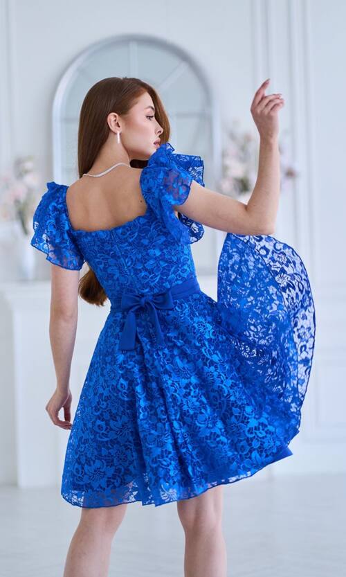 Коктейльное платье "Гипюр Лилия" 25009 Электрик