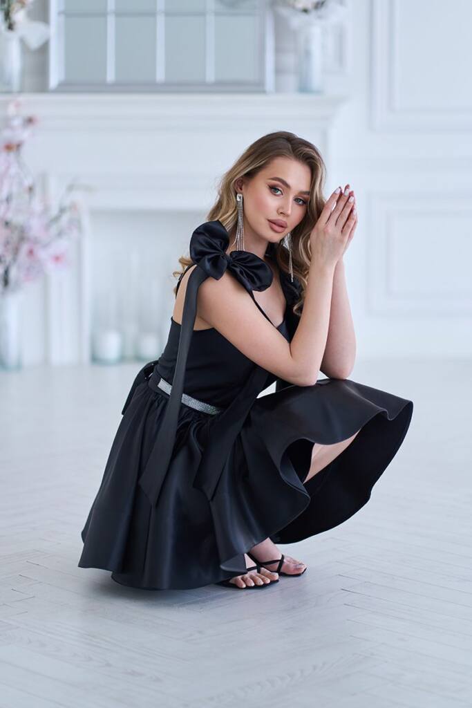 Коктейльное Платье Банты Атлас 25028 Черное