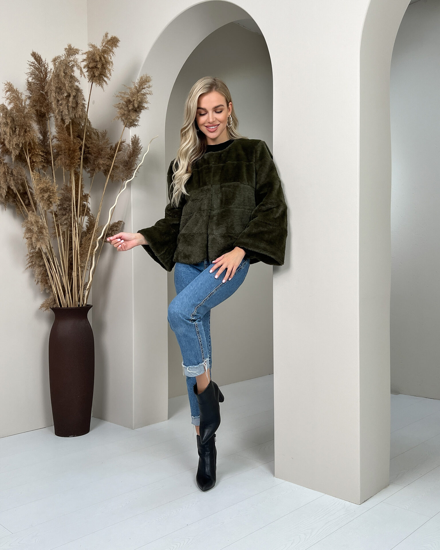 Елегантна Еко Шубка “Мороз” 20200 Хакі Елегантна Еко Шубка "Мороз" 20200 Хакі