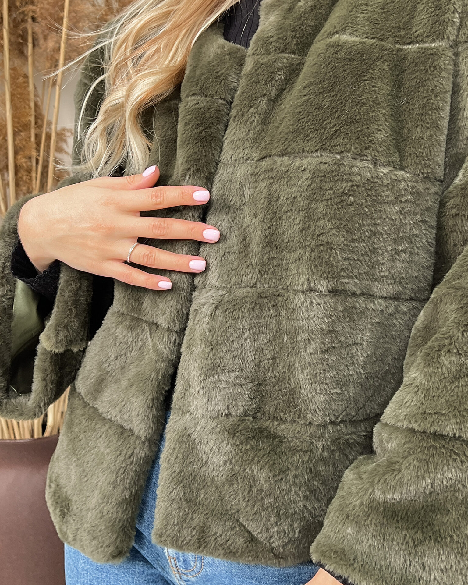 Елегантна Еко Шубка “Мороз” 20200 Хакі Елегантна Еко Шубка "Мороз" 20200 Хакі