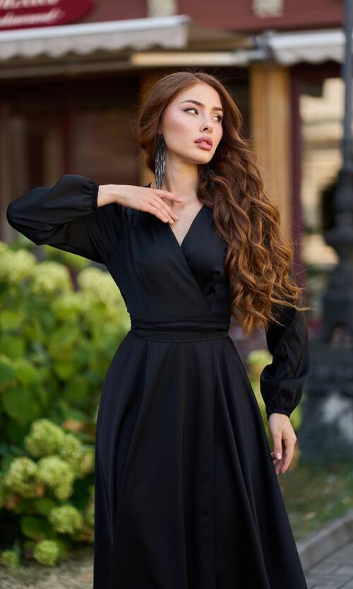 Вечірня сукня атлас на запах 25070 Чорна