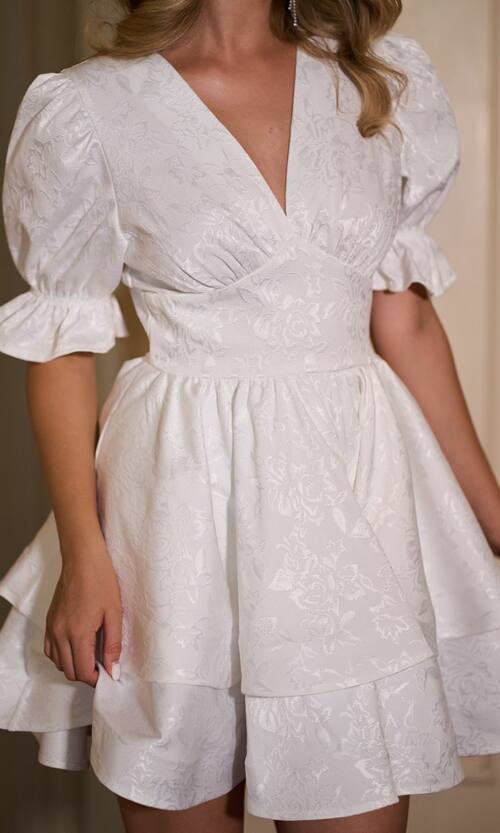 Коктейльна сукня з двома воланами 25069 Молочна