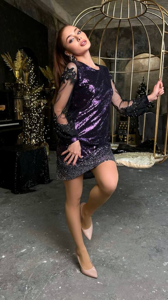 Платья создают праздник вдохновения новогодних образов