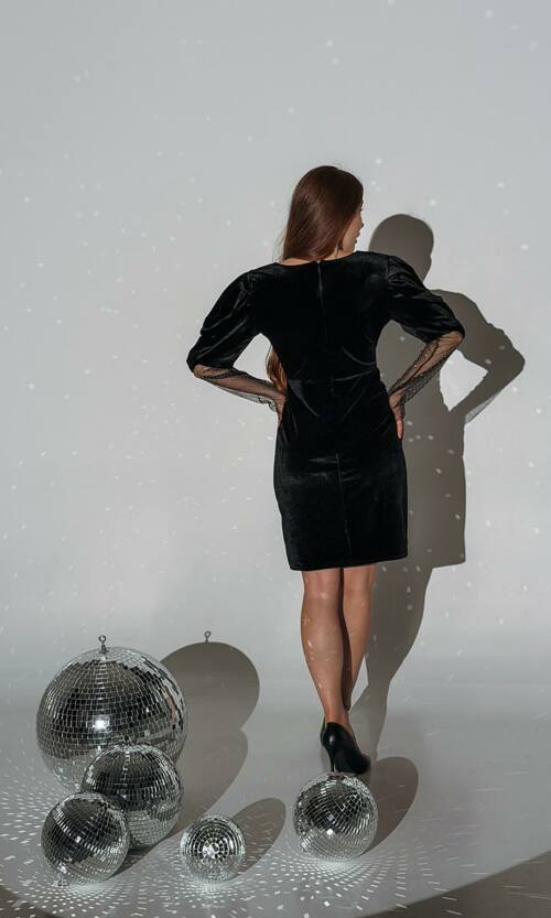 Коктейльное платье бархат сетка стразы 25102 Черное