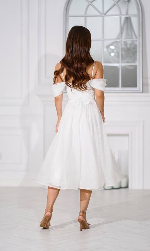 Коктейльна сукня на розпис шифон міді 25080 Молочна