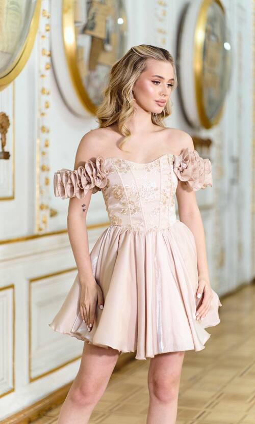 Корсетна міні сукня з вишивкою та відкритими плечима 26008 Кремова