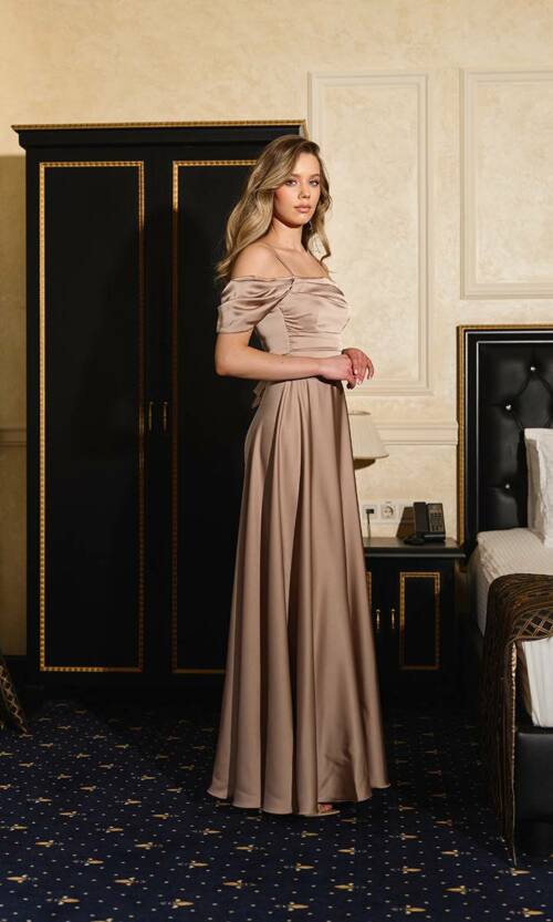 Вечірня сукня максі з драпірованим ліфом 26015 Бежева